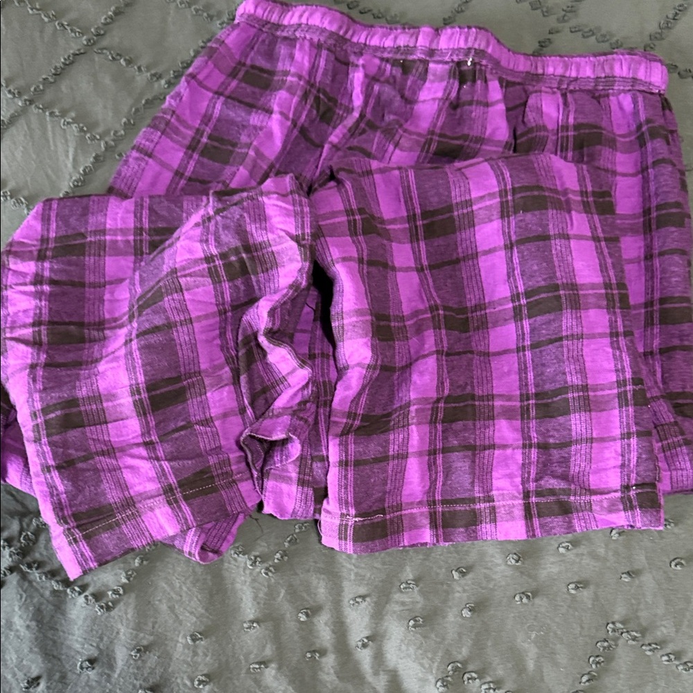 Pajama Set - Picture 6 of 10